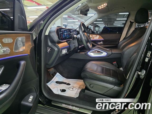 Mercedes-Benz GLE-Class 2019 — Şəkil 8/20