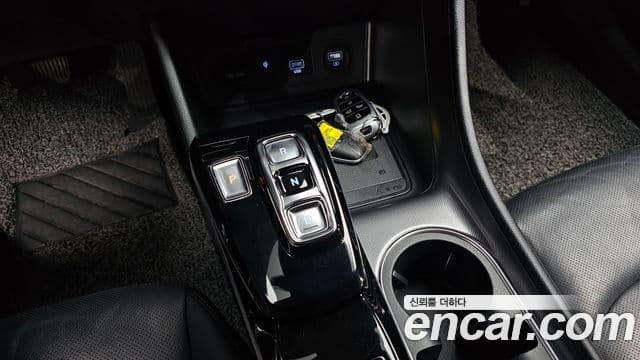 Hyundai Sonata 2019 — ფოტო 9/20