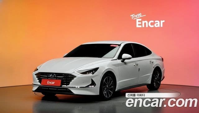 Hyundai Sonata 2019 — ფოტო 1/20