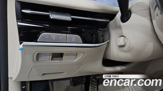 Genesis Electrified G80 2025 — Şəkil 19/20