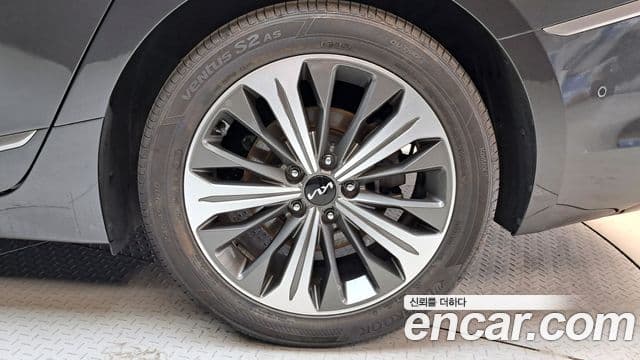Kia K8 2023 — Photo 3/39