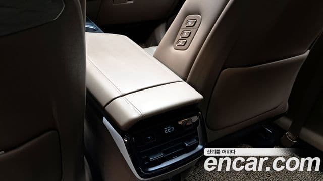 Kia K8 2023 — Photo 13/39
