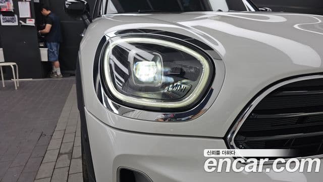 Mini Cooper Countryman 2024 — Şəkil 32/36