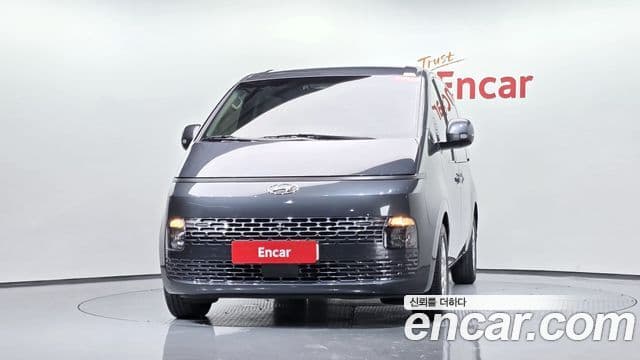 Hyundai Staria 2023 — Şəkil 3/20