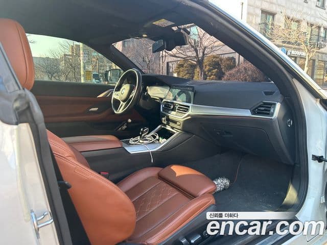 BMW 4 Series 2023 — Photo 8/10