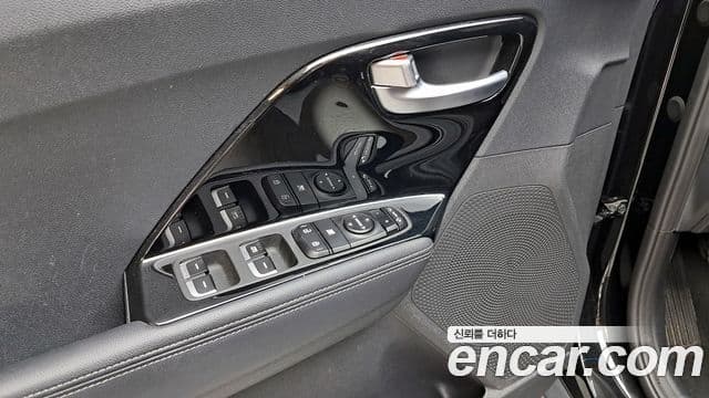 Kia Niro 2021 — Фото 13/20