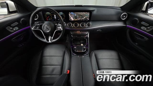 Mercedes-Benz E-Class 2023 — Фото 7/20