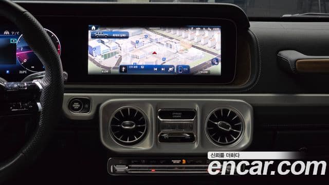 Mercedes-Benz G-Class 2025 — ფოტო 15/20