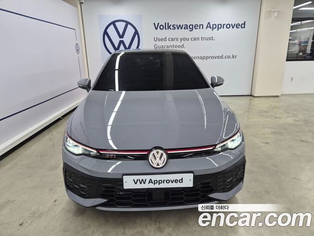 Volkswagen Golf 2025 — ფოტო 9/20