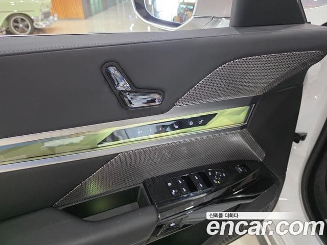 BMW 7 Series 2025 — Şəkil 12/20