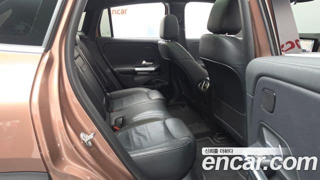 Mercedes-Benz EQA 2022 — ფოტო 24/33