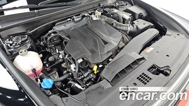 Hyundai Grandeur 2023 — ფოტო 6/20