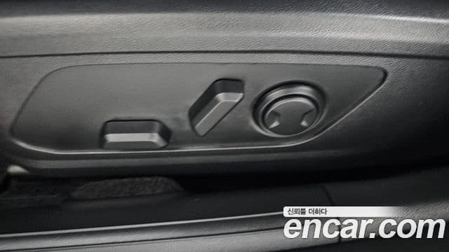 Hyundai Grandeur Hybrid 2023 — Şəkil 12/31
