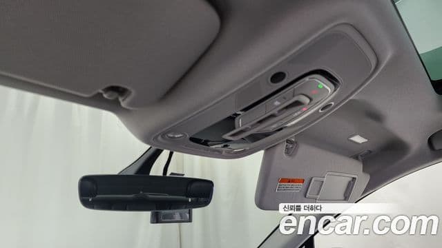 Audi Q7 2019 — Şəkil 17/20