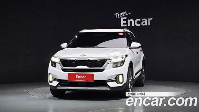 Kia Seltos 2021 — ფოტო 2/20