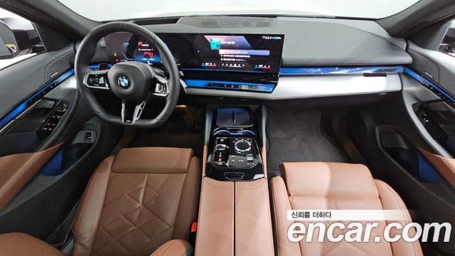 BMW 5 Series 2025 — фото 7 из 20