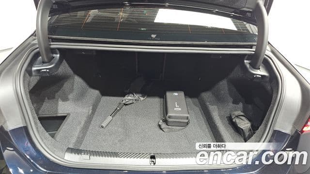 BMW 5 Series 2025 — Şəkil 18/20