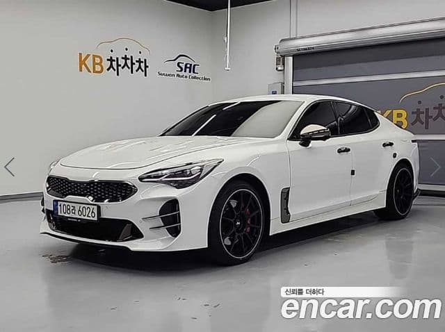 Kia Stinger 2021 — Şəkil 1/18