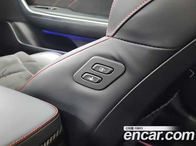 Kia Stinger 2021 — Şəkil 13/18