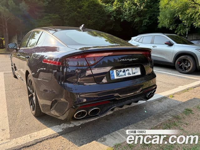 Kia Stinger 2019 — Фото 2/13