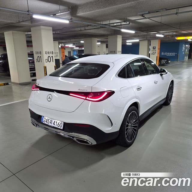 Mercedes-Benz GLC-Class 2026 — ფოტო 8/15