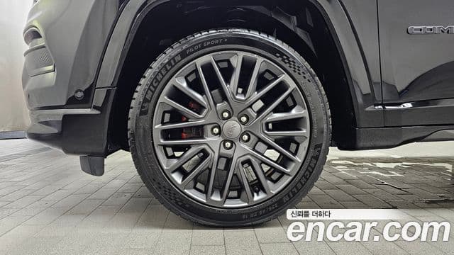 Jeep Compass 2022 — ფოტო 2/20