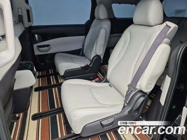 Kia Carnival 2023 — Фото 9/19