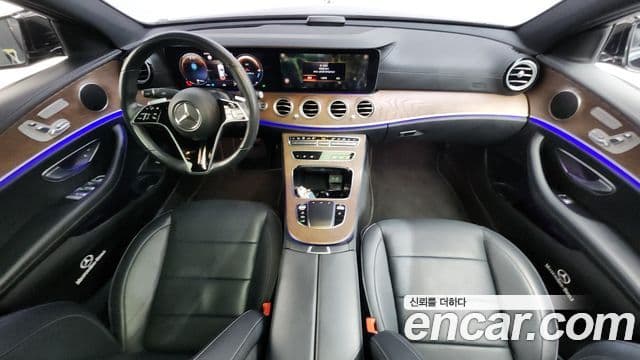 Mercedes-Benz E-Class 2021 — фото 7 из 20