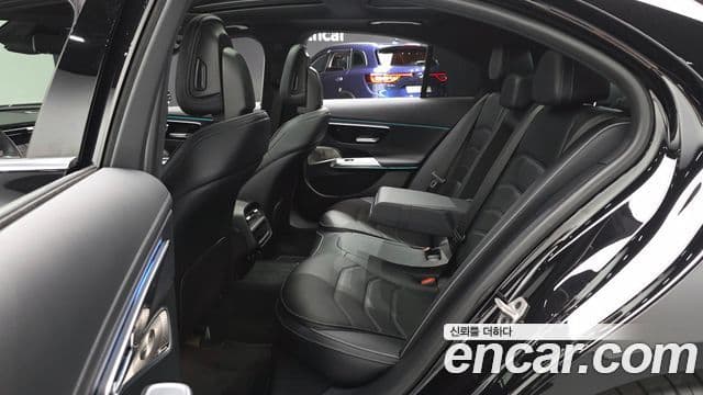 Mercedes-Benz E-Class 2024 — Şəkil 11/20