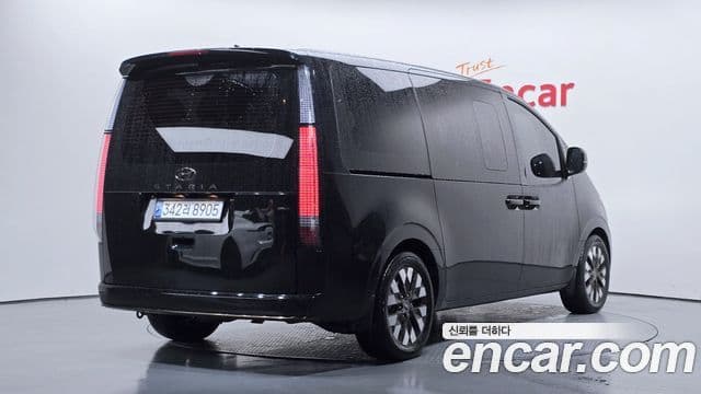 Hyundai Staria 2022 — Şəkil 1/20