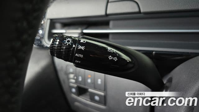 Hyundai Staria 2022 — Şəkil 16/20