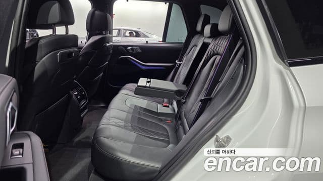 BMW X5 2025 — Photo 25/33