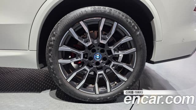 BMW X5 2025 — Photo 3/33