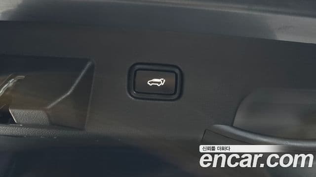 Kia Sportage 2024 — Фото 17/20
