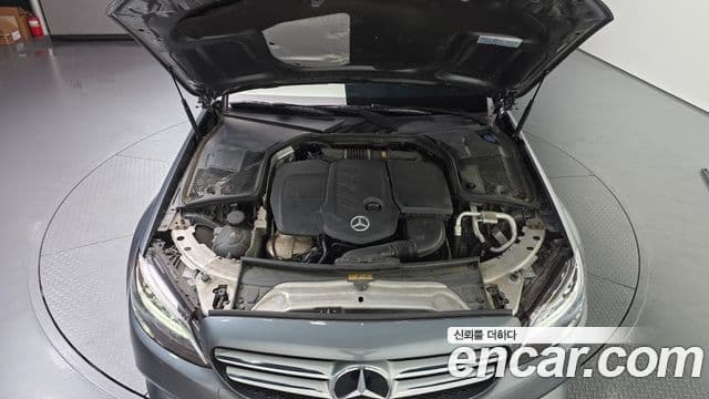 Mercedes-Benz C-Class 2019 — Фото 6/20