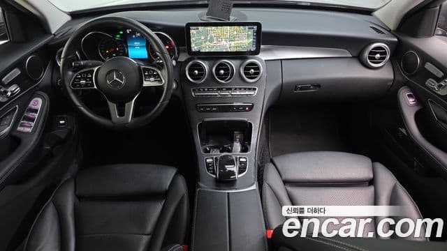 Mercedes-Benz C-Class 2019 — Фото 7/20