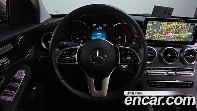 Mercedes-Benz C-Class 2019 — Фото 13/20