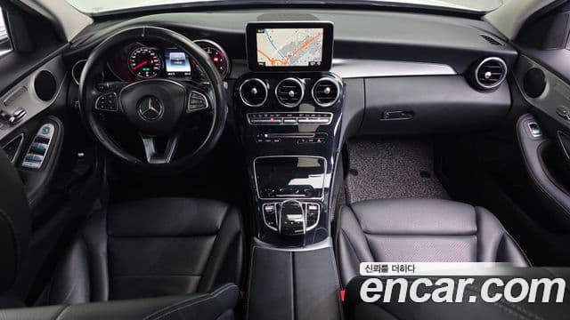 Mercedes-Benz C-Class 2018 — Şəkil 7/20