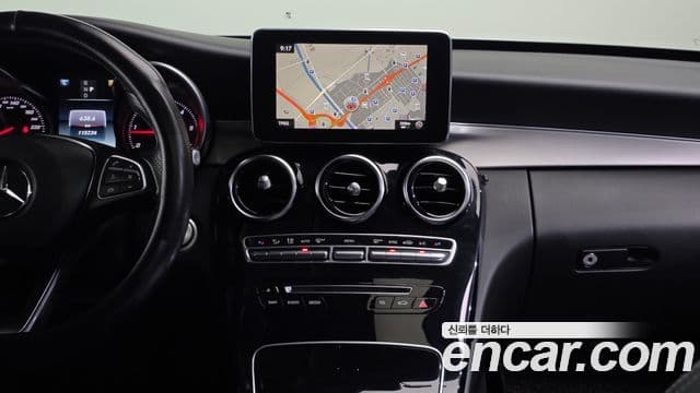 Mercedes-Benz C-Class 2018 — Şəkil 12/20