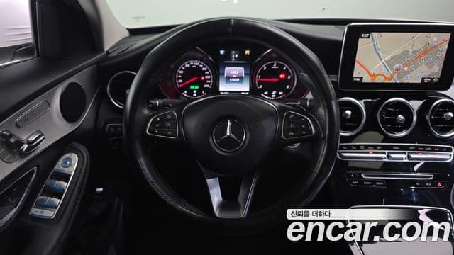 Mercedes-Benz C-Class 2018 — Şəkil 13/20