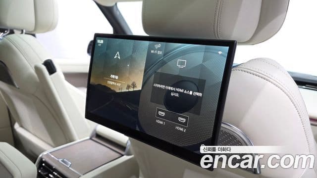 Land Rover Range Rover 2025 — Фото 19/20