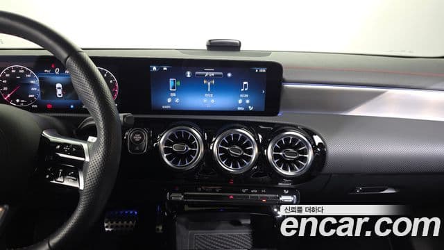 Mercedes-Benz CLA-Class 2024 — Фото 15/20