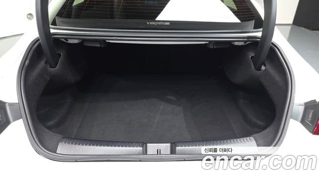 Mercedes-Benz CLA-Class 2024 — фото 20 из 20