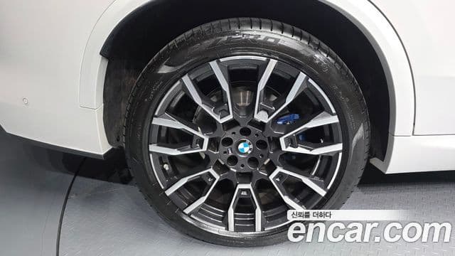 BMW X5 2025 — Photo 20/32