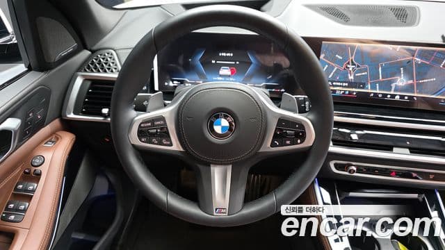 BMW X5 2025 — Photo 29/32