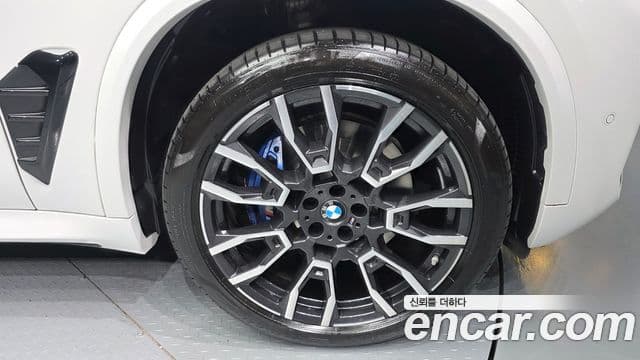BMW X5 2025 — Photo 15/32