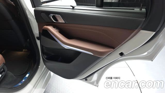 BMW X5 2025 — Photo 14/32