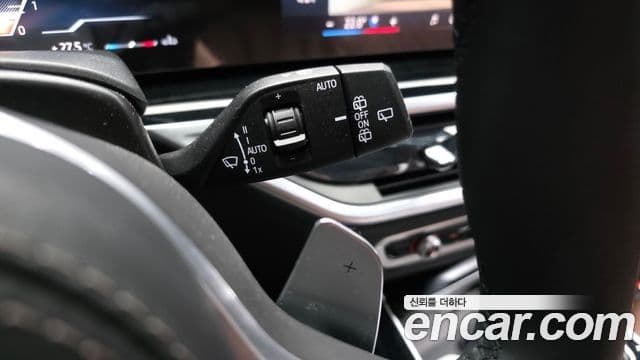 BMW X5 2025 — Photo 18/32