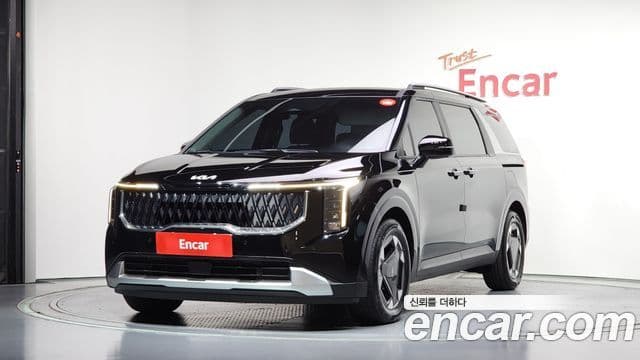 Kia Carnival 2024 — Фото 1/20