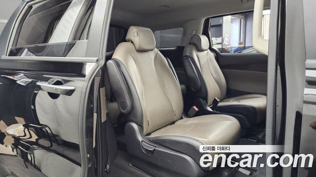Kia Carnival 2024 — Фото 12/20